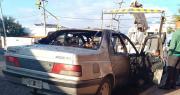 Así quedó el auto que se prendió fuego en Chimbas
