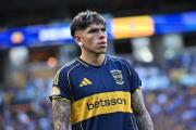 Alarma en Boca por Carlos Palacios: salió dolorido tras una dura plancha y esperan estudios