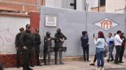 Fiscalía y Policía intervienen oficinas de YPFB en Senkata y Cochabamba
