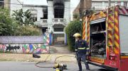 Incendio en un hogar de INAU: Bomberos controló el fuego y tres personas fueron asistidas en el lugar