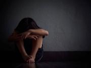 Lo encarcelan por supuesta violación a su hijastra de cuatro años