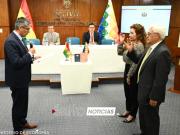 Ministro de Economía posesiona a nueva directora de la ASPB y viceministro de Pensiones
