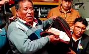 Dirigente del magisterio devuelve un millón de bolivianos y niega desfalco