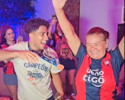 Cecilio Domínguez festejó el título con la mujer más especial de su vida