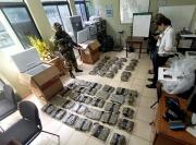 En Tarija hallan 50 paquetes de droga ocultos dentro de frigobares destinados para encomienda