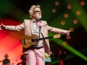 Fiesta Fa! cerró el año con un impresionante desfile de cantantes de rock, pop y folclore: ¿quiénes estuvieron con Mex Urtizberea?