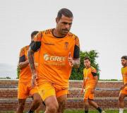 Martín Alaniz sorprende y dice adiós a Blooming