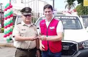 Policía Boliviana refuerza patrullaje con nueva camioneta entregada por la Alcaldía