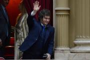 Cruce de cánticos en Diputados: Javier Milei se sumó al grito de “Libertad” durante la jura