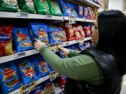 El poder de compra del salario mínimo sigue en picada y en los últimos dos años perdió casi el 36%