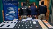 Detienen a dos primos por comercializar cocaína en la vivienda de su abuela