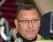 Gobernador entrega motocicletas e insumos a la Felcv destacando inversión de 900 mil bolivianos en seguridad ciudadana de Tarija