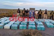 Quisieron eludir un control, quedaron atascados y llamaron a la policía: contrabandeaban más de 3.000 cajas de cigarros