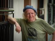 Miguel Cantilo, a los 76: el rock para pedir ayuda o denunciar y el trabajo codo a codo con sus hijos