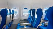 Polémica medida: una aerolínea cobrará doble pasaje a quienes no entren en el asiento