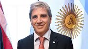 Luis Caputo anunció que emitirá un bono a 4 años para pagar vencimientos de deuda
