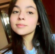 Tragedia en Argentina: joven de 20 años muere tras ser golpeada por un cartel de una obra