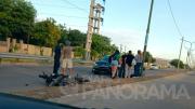 Fuerte choque en Avenida Lugones: motociclista fue embestido desde atrás