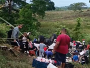 ¡Perdida total! Se volcó camión cargado de pollos en Machiques de Perijá -