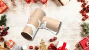Con los rollos de papel higiénico o de cocina, crea estos hermosos adornos navideños