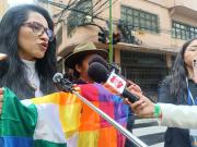 Alanoca critica la exclusión de la Whipala