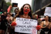 [Fotos] Miles de brasileñas salen a las calles en protesta por ola de femicidios