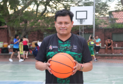 Luis Arias: “Al baloncesto lo sostienen los padres, no las autoridades”