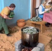 Se la comió María Bencomo con su pesebre criollo y escenas de hallacas: Se hacen colas para verlo