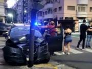 Un auto se incrustó contra un semáforo en Tucumán y Callao: el conductor tenía 1,63 de alcohol en sangre