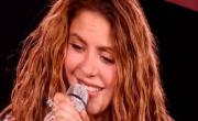 Shakira en Vélez: mucha onda con Antonio De La Rúa, cantó Día de Enero con una llamativa sonrisa 