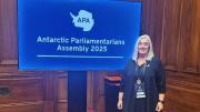Terenzi en la Asamblea de Legisladores por la Antártida