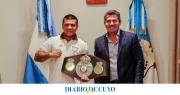 Orrego recibió al boxeador Ezequiel “Pac Man” Fernández, tras su histórico triunfo