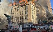 Incendio devora edificio en Manhattan