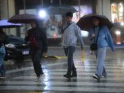 En medio de las lluvias volvió el calor en el AMBA: para hoy se espera una máxima de 32°, pero hay alerta amarilla por nuevas tormentas