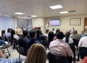 Profesionales y empresarios abordan desafíos laborales para el año 2026