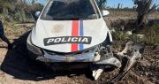 Un patrullero terminó destrozado tras chocar en Pocito: no participó otro vehículo