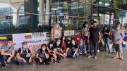 Miles de pasajeros venezolanos están varados en aeropuertos del exterior por el asedio gringo