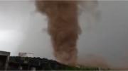 Fuerte temporal en Santa Fe: un sorprendente remolino de viento azotó Carcarañá