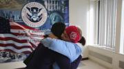 Estados Unidos eliminó la reunificación familiar para migrantes de siete países, alegaron “abusos”