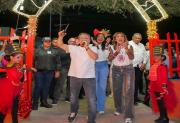 Gobernador Lacava lideró encendido de la Navidad en Plaza Santa Ana de Juan José Mora