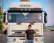 Emiliano Mayor, camionero de cuna y pasión en Regina: recorre las rutas desde los 18 años