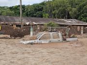 Sube a 20 el número de fallecidos por las inundaciones en El Torno, confirma Defensa Civil