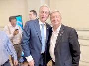 Alcalde de Curicó votó, esperó resultado en comando de Kast y celebró con el Presidente electo