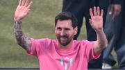Lionel Messi cerró en Nueva Delhi su caótico tour por India