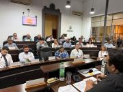 Una noche de alta tensión política /La Junta votó el financiamiento solicitado por la Intendencia