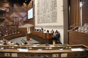 Reanudan sesión de Diputados en la que se trata dos contratos de préstamo