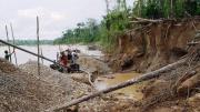 Especialista advierte de complicidad entre Congreso y el Ejecutivo “para cubrir la impunidad” de la minería informal