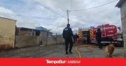 Grave incendio en una vivienda de materiales ligeros