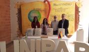 Directiva de Unipap recibió dotación de libros jurídicos