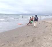 Bañista debió ser rescatado tras ingresar al mar en estado de ebriedad